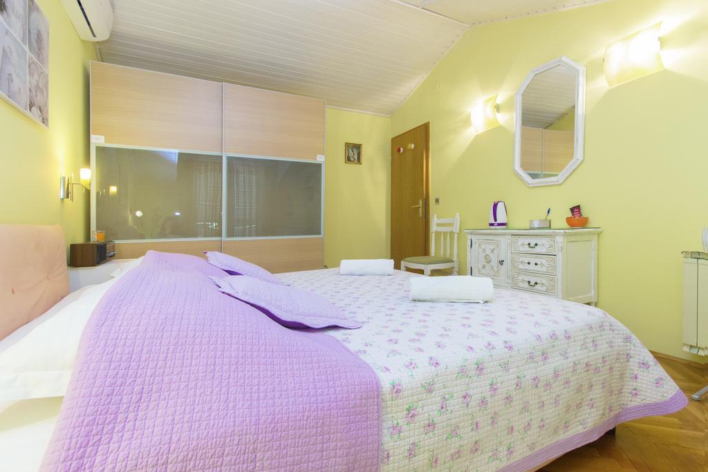 Moonshine Apartment With Magnificent View Σίμπενικ Εξωτερικό φωτογραφία