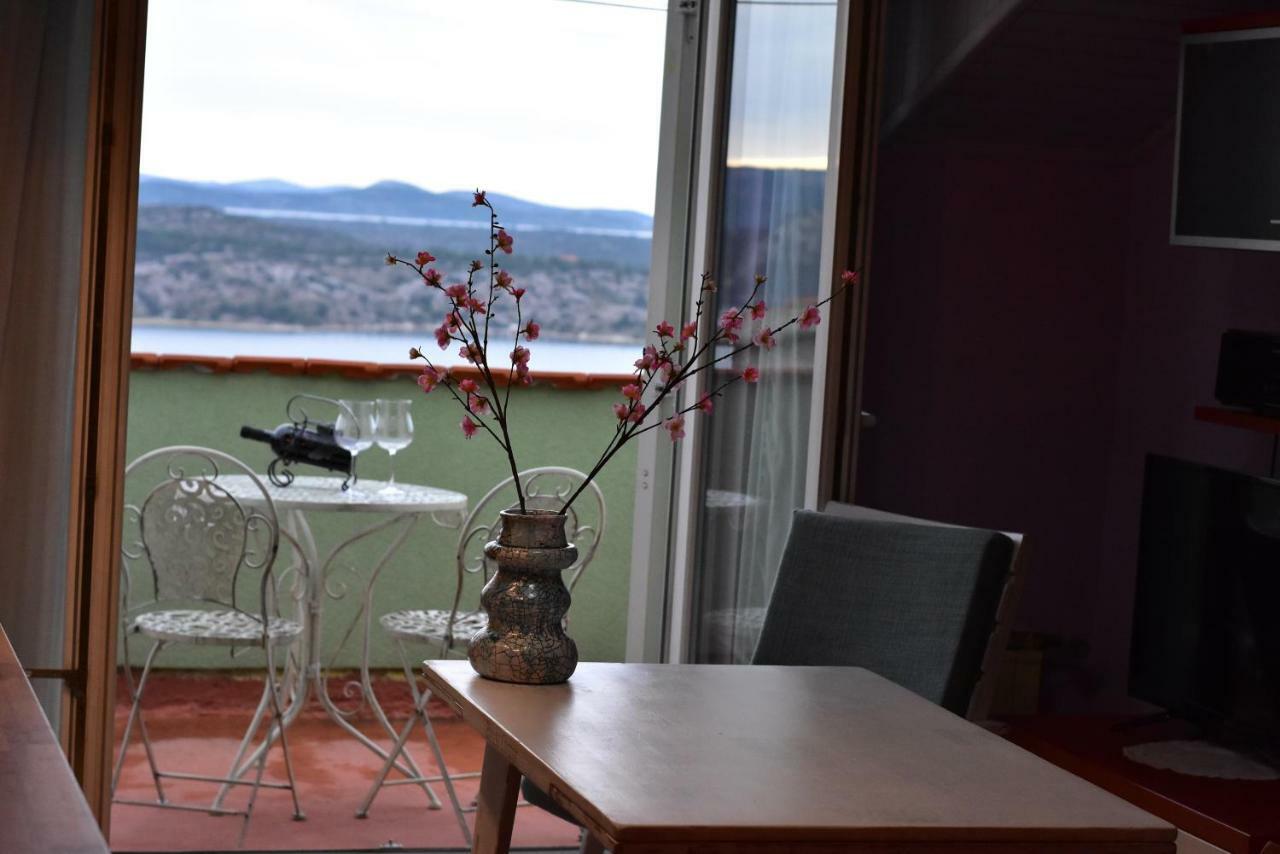 Moonshine Apartment With Magnificent View Σίμπενικ Εξωτερικό φωτογραφία